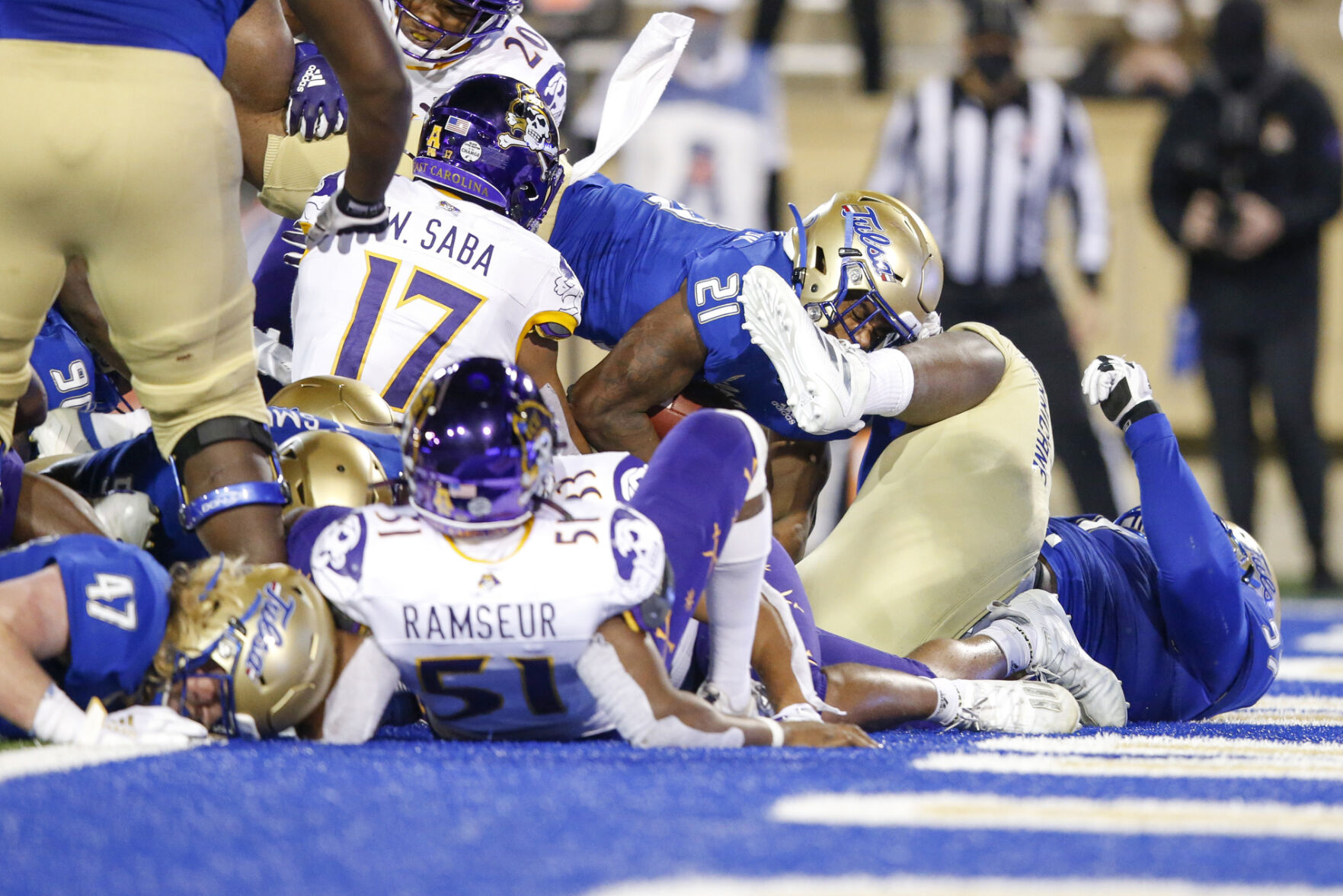 Tulsa Golden Hurricane vs East Carolina Pirates